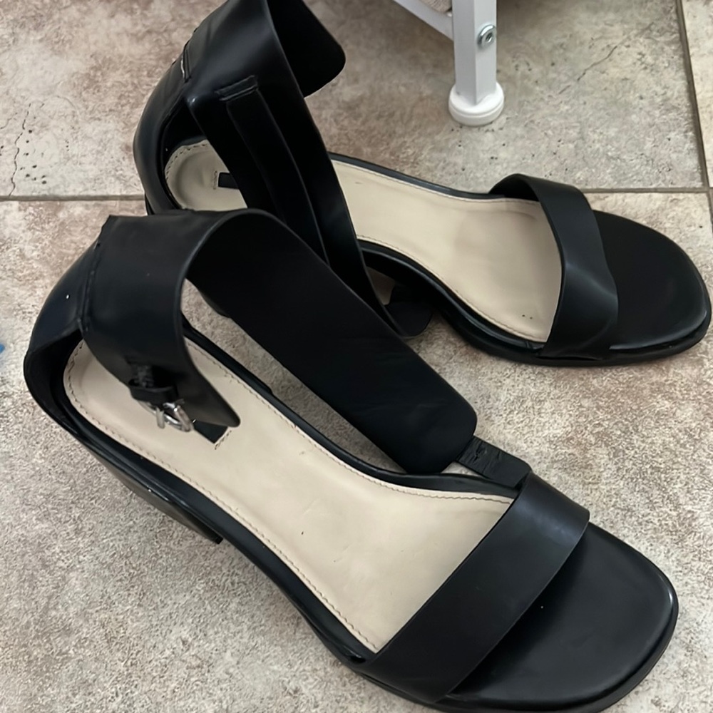 Forever 21 Block Heeled Sandals